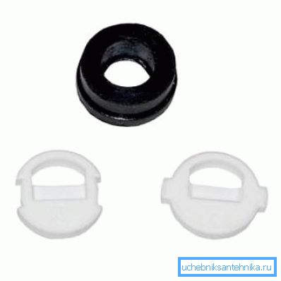 Kit di riparazione di guarnizione in gomma e due rivestimenti in ceramica. Kit di riparazione di guarnizione in gomma e due rivestimenti in ceramica.