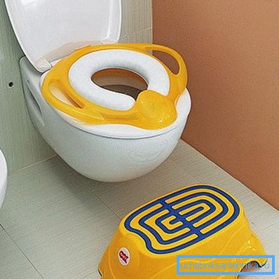 Con tali miglioramenti, il bambino sarà comodo e sicuro per visitare la toilette. Con tali miglioramenti, il bambino sarà comodo e sicuro per visitare la toilette.