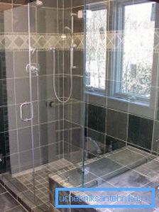 La cabina doccia prefabbricata può essere di qualsiasi dimensione e configurazione La cabina doccia prefabbricata può essere di qualsiasi dimensione e configurazione