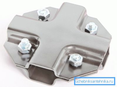 Sistema granchio - elementi di fissaggio per tubi sagomati da 20 a 20 Sistema granchio - elementi di fissaggio per tubi sagomati da 20 a 20