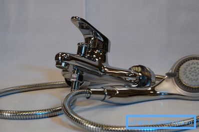 Rubinetto doccia foto