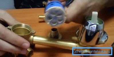 Rubinetti doccia - pezzi di ricambio. Rimossa la cartuccia di modalità Rubinetti doccia - pezzi di ricambio. Rimossa la cartuccia di modalità