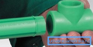 Collegamento di tubi in plastica Collegamento di tubi in plastica