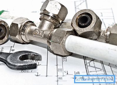 Connessioni di tubi metallici Connessioni di tubi metallici