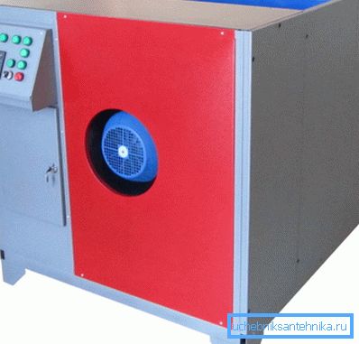 Le moderne unità di ventilazione sono dotate di un sistema di controllo elettronico. Le moderne unità di ventilazione sono dotate di un sistema di controllo elettronico.