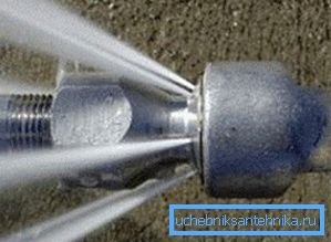 La punta speciale distrugge anche la placca più resistente La punta speciale distrugge anche la placca più resistente