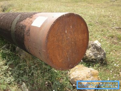Il rivestimento in acciaio si arrugginisce rapidamente. Il rivestimento in acciaio si arrugginisce rapidamente.