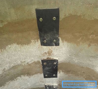 Anelli concreti accoppiati in una singola unità. Anelli concreti accoppiati in una singola unità.