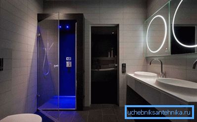 L'illuminazione misteriosa completa il design delle stanze high-tech. L'illuminazione misteriosa completa il design delle stanze high-tech.