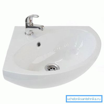 Sembra un lavabo angolare 30x30 mm.