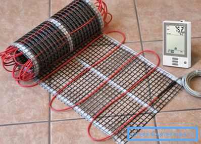 Il riscaldamento a pavimento può funzionare a elettricità. Il riscaldamento a pavimento può funzionare a elettricità.