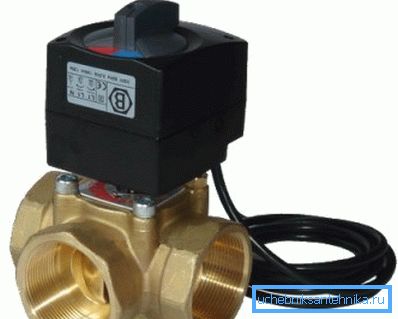 Tee con rubinetto 3 4 con azionamento elettrico per il riscaldamento Tee con rubinetto 3 4 con azionamento elettrico per il riscaldamento