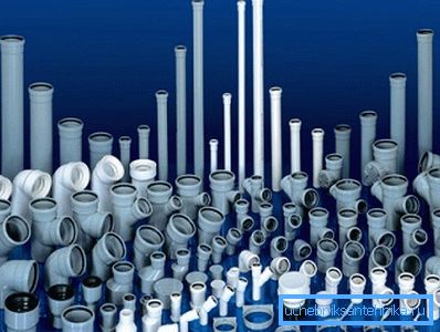 Tubi e raccordi in PVC, così come staffe per loro Tubi e raccordi in PVC, così come staffe per loro