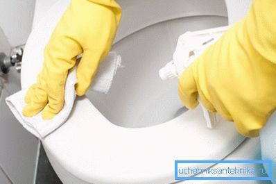 Prendersi cura di un sedile di plastica è facile Prendersi cura di un sedile di plastica è facile