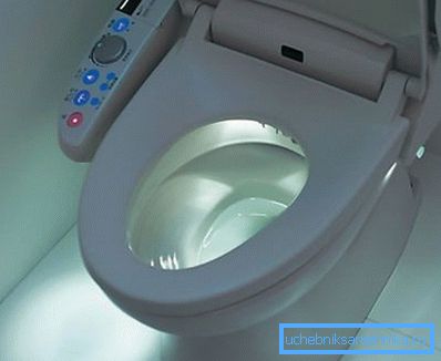 Il bagno equipaggiato con la più recente tecnologia Il bagno equipaggiato con la più recente tecnologia