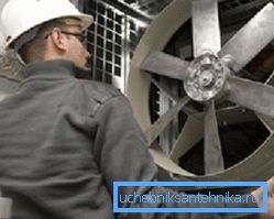 Installazione e regolazione del ventilatore Installazione e regolazione del ventilatore