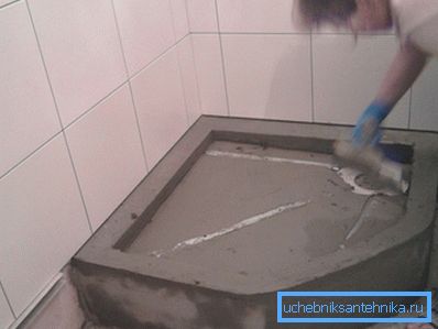 Nella progettazione del pallet verrà utilizzato mosaico di piastrelle Nella progettazione del pallet verrà utilizzato mosaico di piastrelle