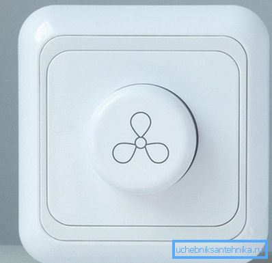 Si consiglia di inserire un dimmer speciale per triac nel circuito di alimentazione della ventola. Si consiglia di inserire un dimmer speciale per triac nel circuito di alimentazione della ventola.