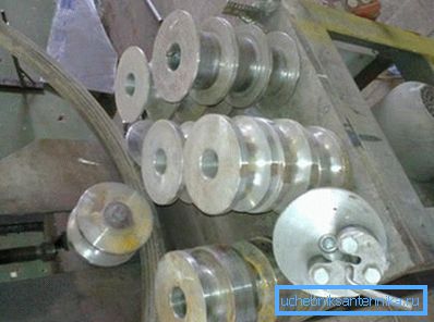 Rulli per la formazione di strisce metalliche Rulli per la formazione di strisce metalliche