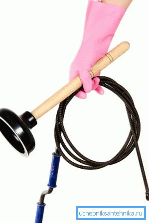 Lo stantuffo e il cavo devono essere sempre nell'appartamento o nella casa, perché nessuno sa quando possono essere utili e quanto velocemente il sistema dovrà essere pulito. Lo stantuffo e il cavo devono essere sempre nell'appartamento o nella casa, perché nessuno sa quando possono essere utili e quanto velocemente il sistema dovrà essere pulito.