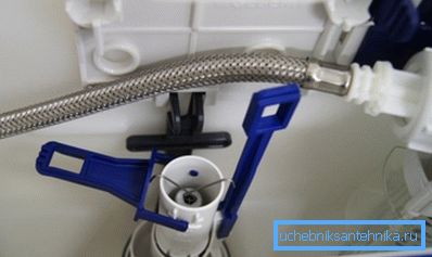 Variante del regolatore del flusso d'acqua. Variante del regolatore del flusso d'acqua.