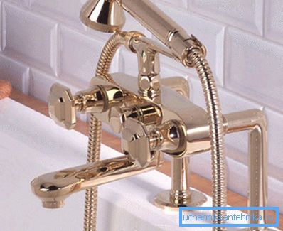 Variante del sistema per l'installazione in bagno Variante del sistema per l'installazione in bagno