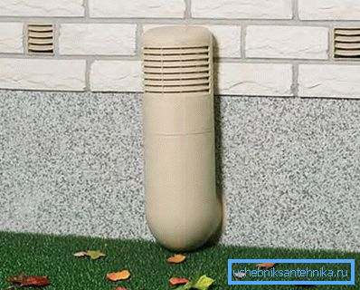 Ventilazione del piano interrato della casa di tubi di plastica Ventilazione del piano interrato della casa di tubi di plastica