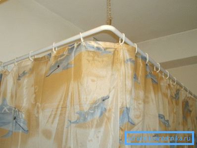 Vinyl Shower Fence Vinyl Shower Fence