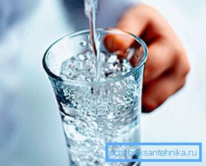 L'acqua che esce dal pozzo deve essere pulita L'acqua che esce dal pozzo deve essere pulita
