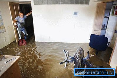 1224 Acqua nel seminterrato