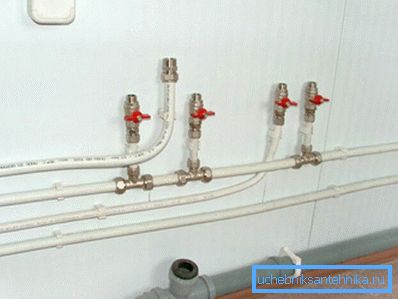Tubo dell'acqua in plastica Tubo dell'acqua in plastica