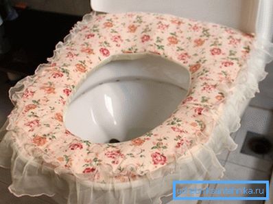 Sembra bello, ma nella toilette non è l'opzione migliore. Sembra bello, ma nella toilette non è l'opzione migliore.