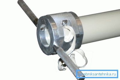 Pulizia del rasoio in polipropilene. Pulizia del rasoio in polipropilene.