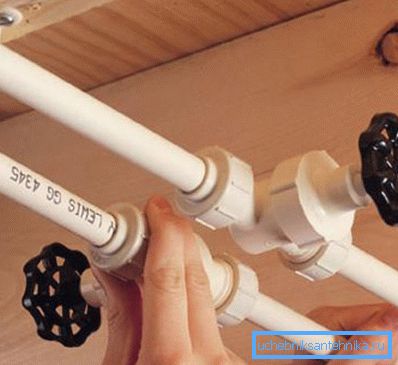 Sostituzione dei tubi dell'acqua in un appartamento: puoi farlo in modo rapido ed efficiente con le tue mani. Sostituzione dei tubi dell'acqua in un appartamento: puoi farlo in modo rapido ed efficiente con le tue mani.