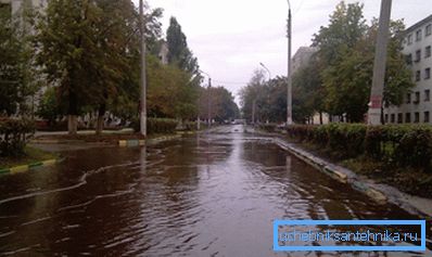 Il diametro ridotto dell'acqua piovana porta a conseguenze abbastanza prevedibili.