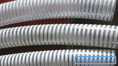 Tubo flessibile corrugato per acque luride, acqua e altri usi