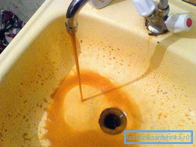 Liquido ad alto contenuto di impurità Liquido ad alto contenuto di impurità
